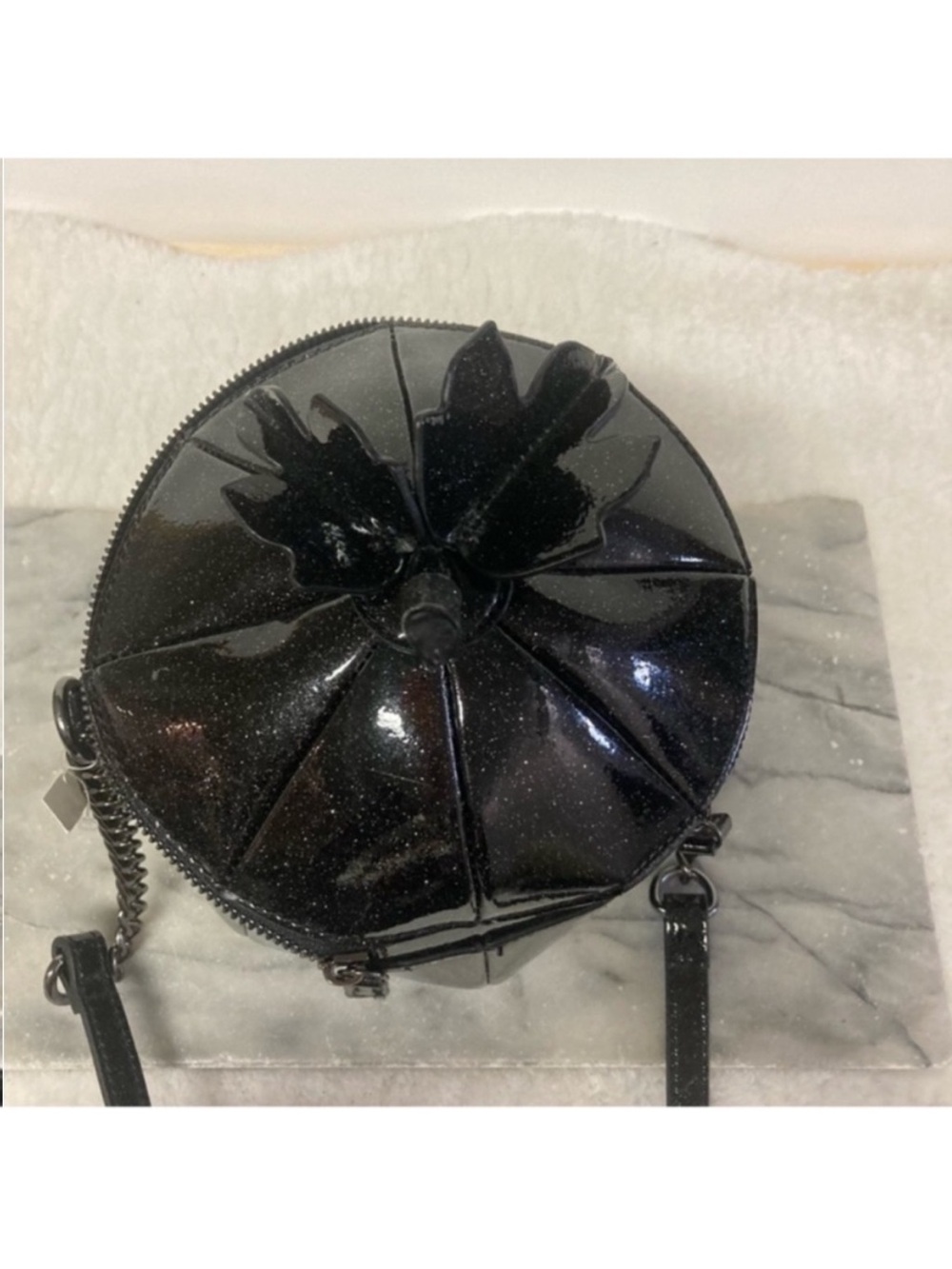 Halloween Pumpkin Crossbody Bag Sparkly Black Glow in the Dark New - Picture 4 of 7
